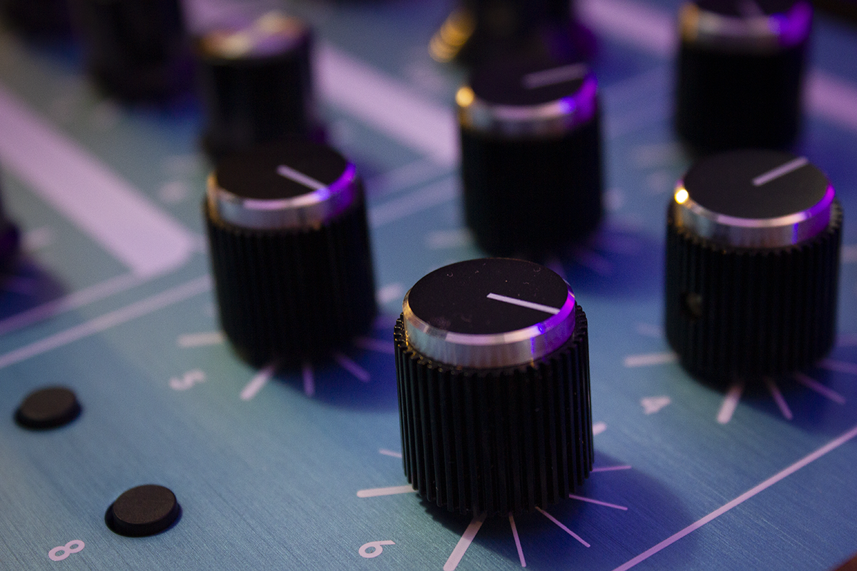 VIPER SYNTHS – Viper Synths